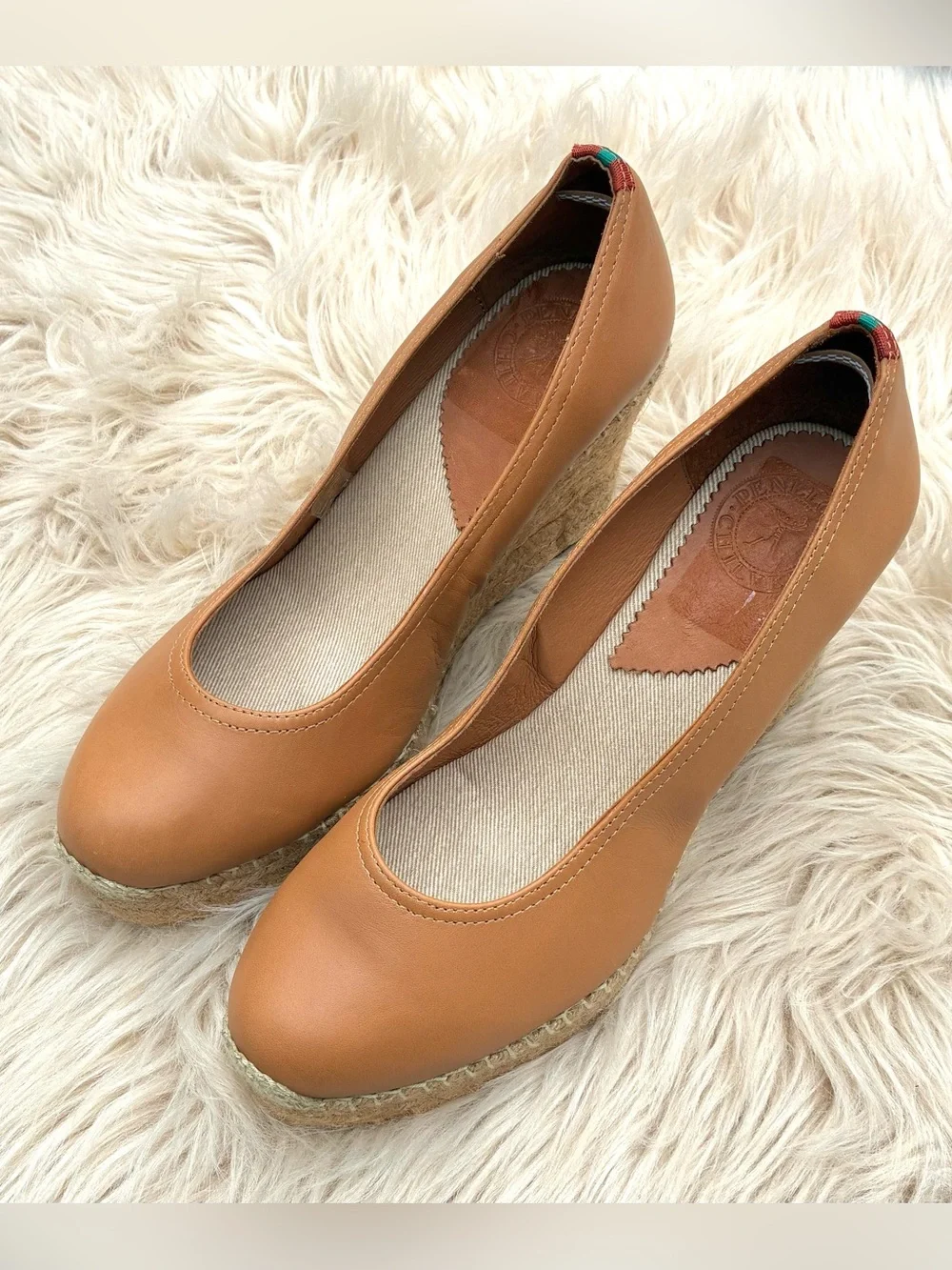 Penelope Chilvers EUC Leather Scoop Espadrille Wedge Pumps Sz 41, 10 US